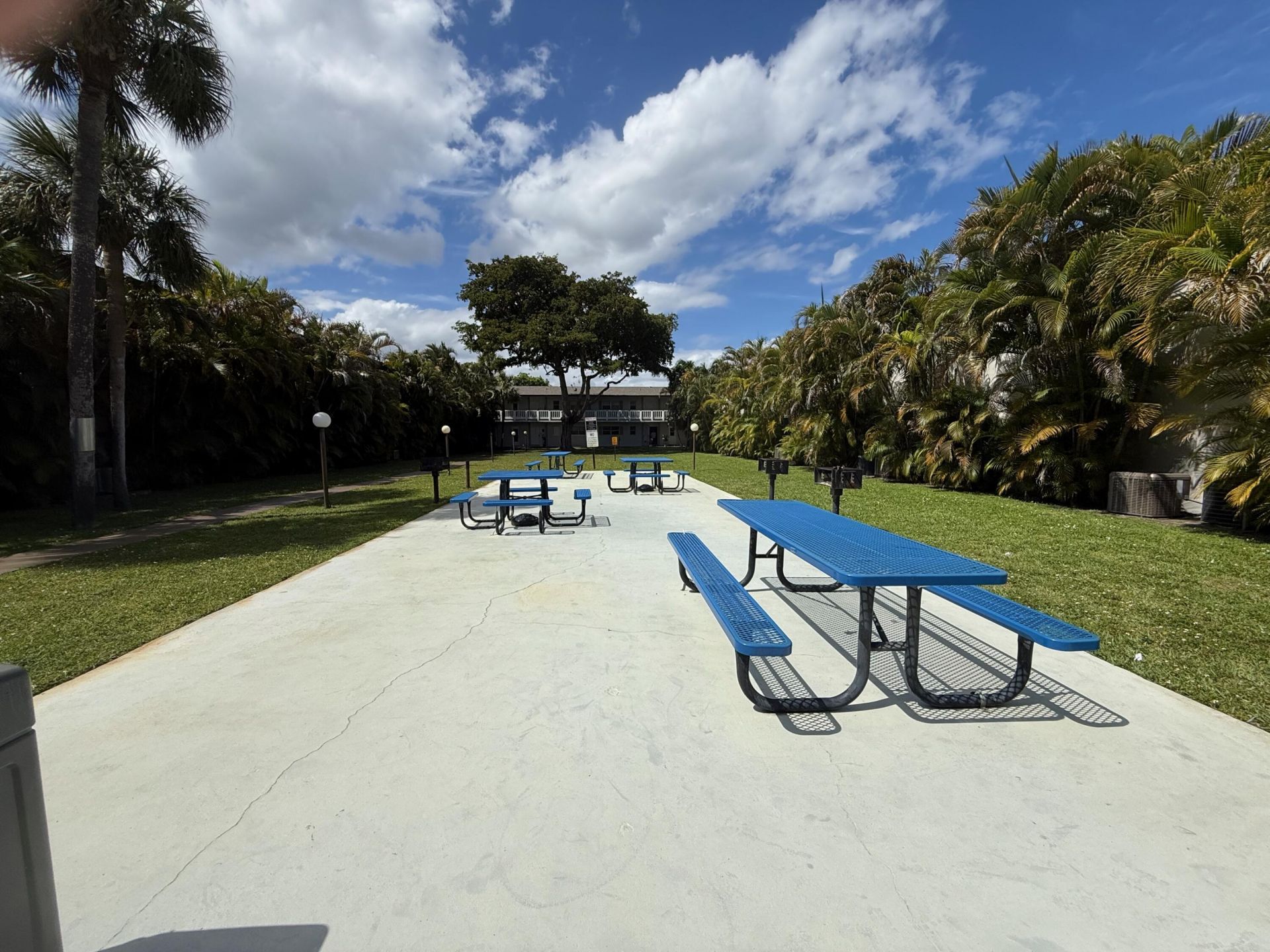 560 SE 2nd Avenue, Deerfield Beach, FL 33441 Photo