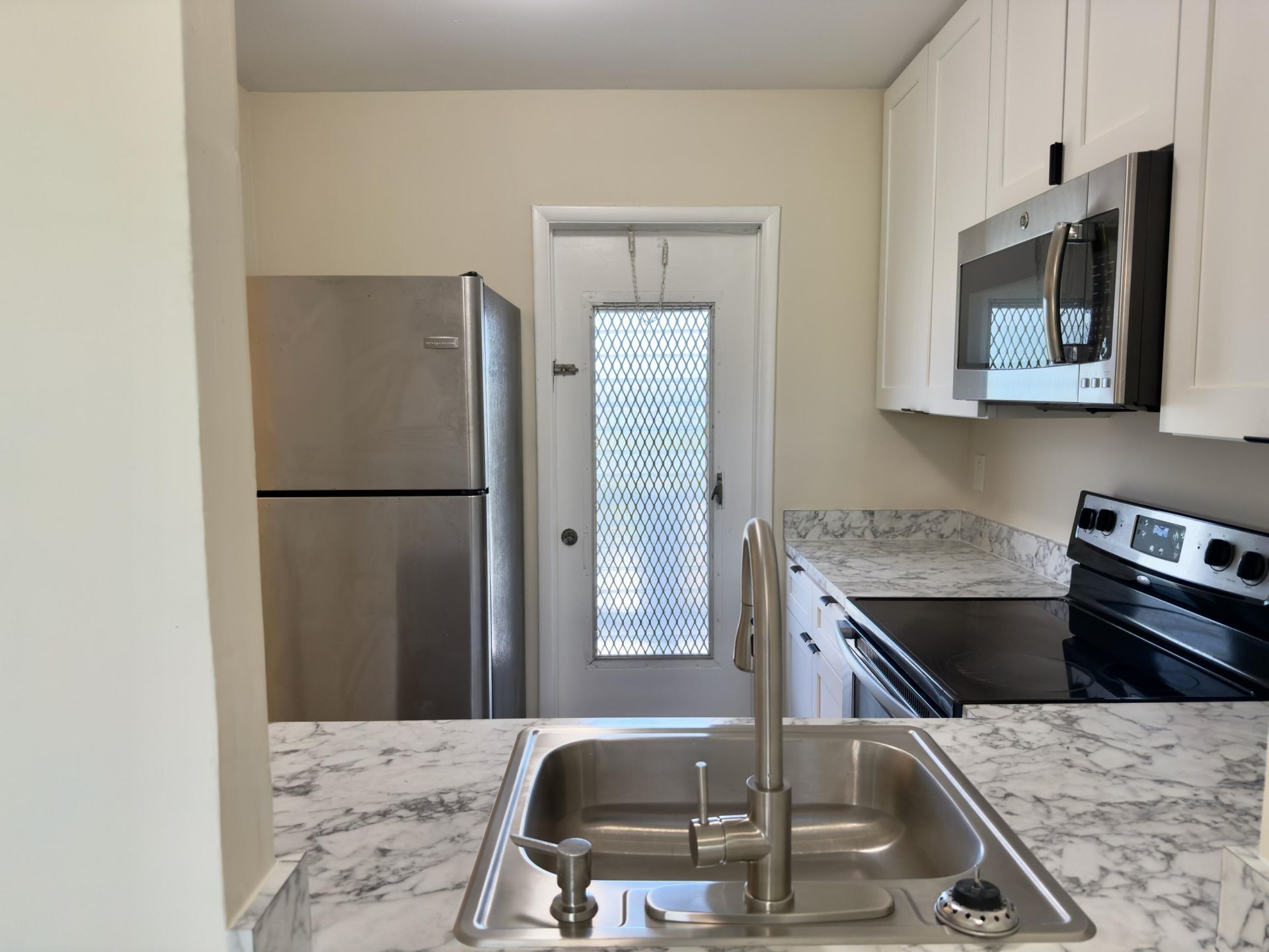 560 SE 2nd Avenue, Deerfield Beach, FL 33441 Photo
