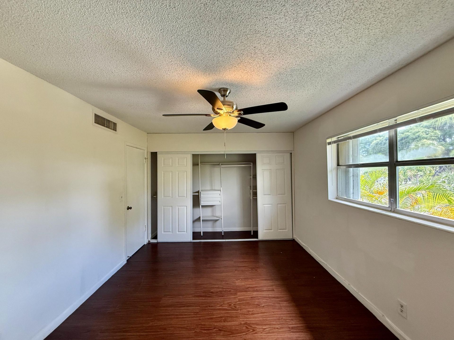 560 SE 2nd Avenue, Deerfield Beach, FL 33441 Photo