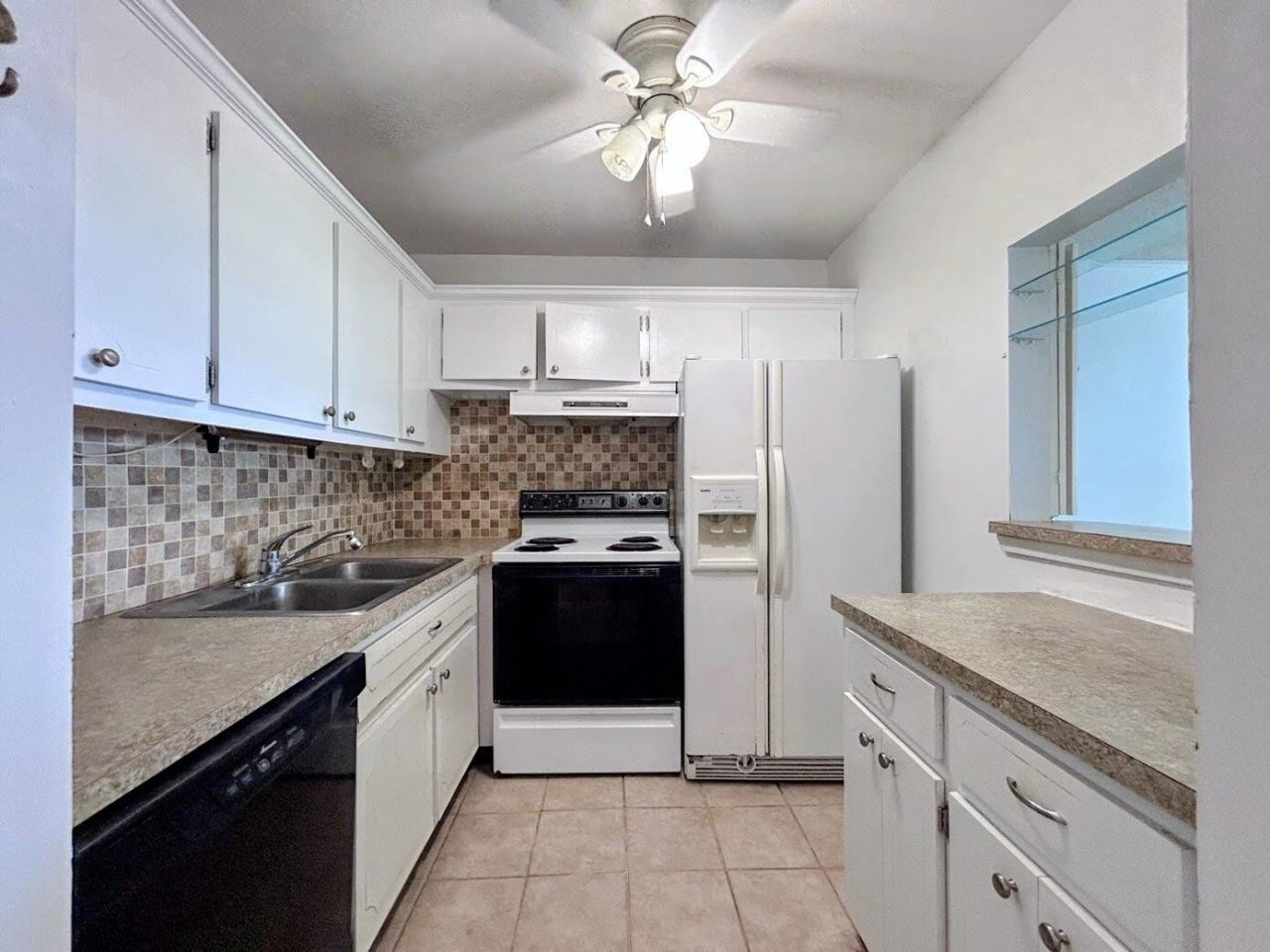 170 Horizons E, Unit 302, Boynton Beach, FL 33435 Photo