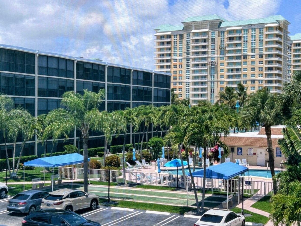 170 Horizons E, Unit 302, Boynton Beach, FL 33435 Photo