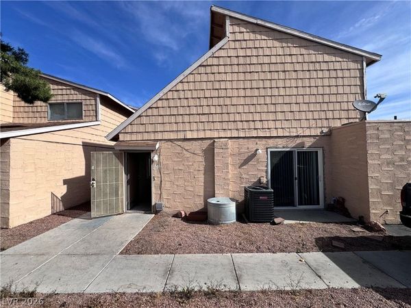 5245 Golden Lane , Las Vegas, NV 89119