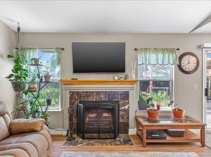 942 Ayers Ln, Galt, CA 95632 Photo