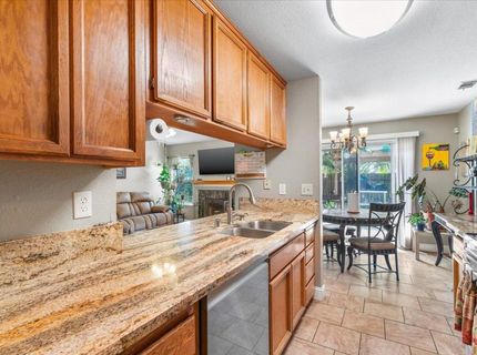 942 Ayers Ln, Galt, CA 95632 Photo