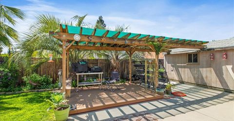 942 Ayers Ln, Galt, CA 95632 Photo
