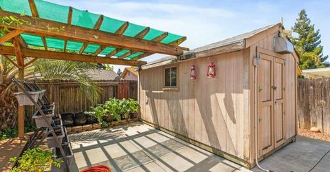 942 Ayers Ln, Galt, CA 95632 Photo