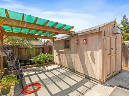 942 Ayers Ln, Galt, CA 95632 Photo
