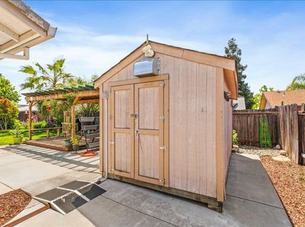942 Ayers Ln, Galt, CA 95632 Photo