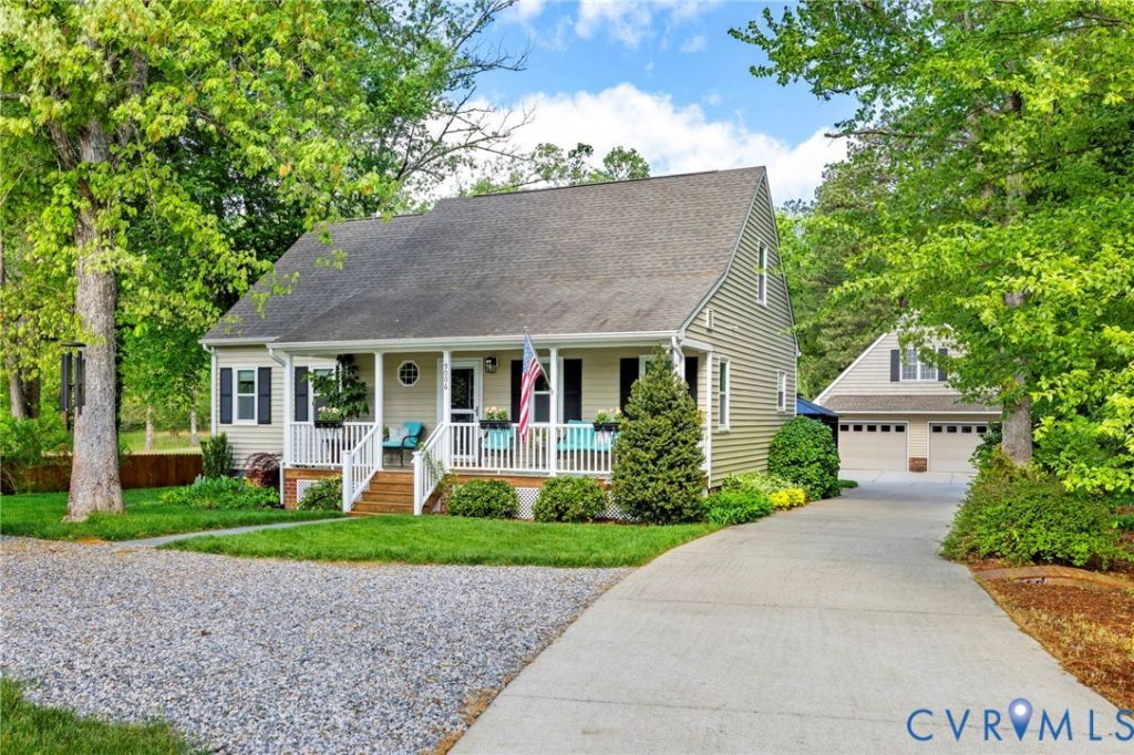 9006 Shawonodasee Road, Chesterfield, VA 23832 Main Photo
