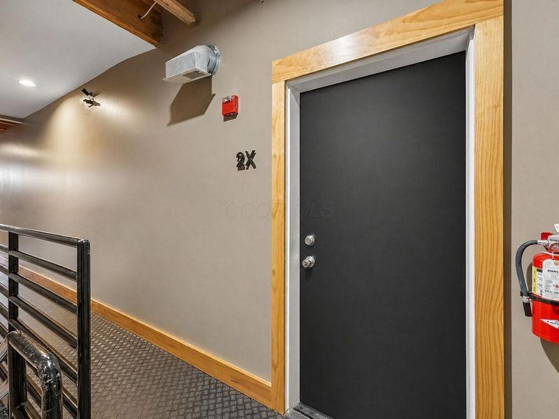 956 N High Street, Unit 2X, Columbus, OH 43201 Photo 1