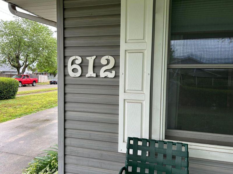 612 Walnut Street, Waverly, OH 45690 Photo 2