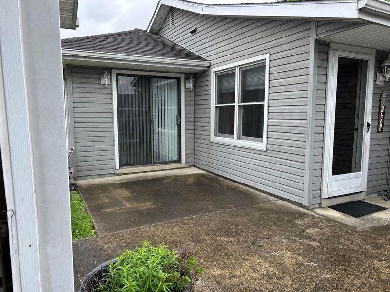 612 Walnut Street, Waverly, OH 45690 Photo 3