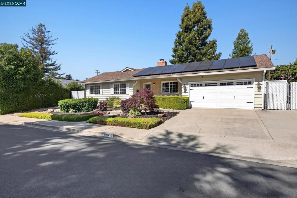 4549 Coolidge St, Concord, CA 94521 Main Photo