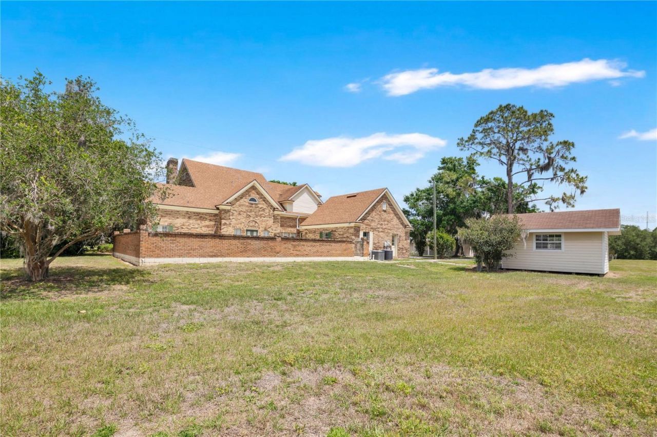 2105 Clubhouse Road, Lakeland, FL 33813 Photo