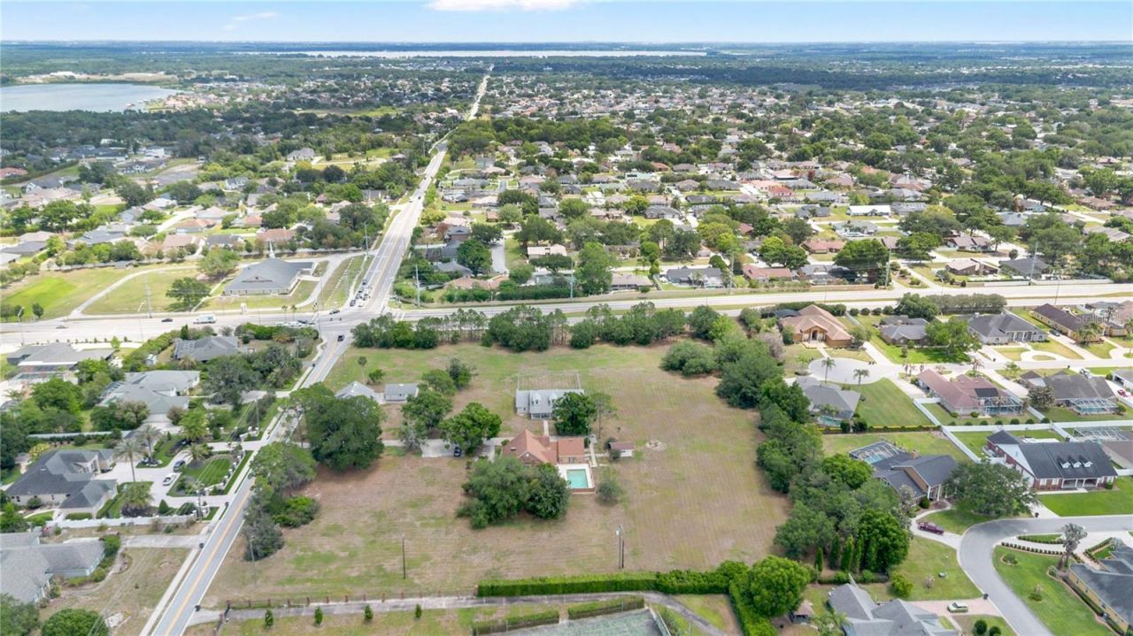 2105 Clubhouse Road, Lakeland, FL 33813 Photo