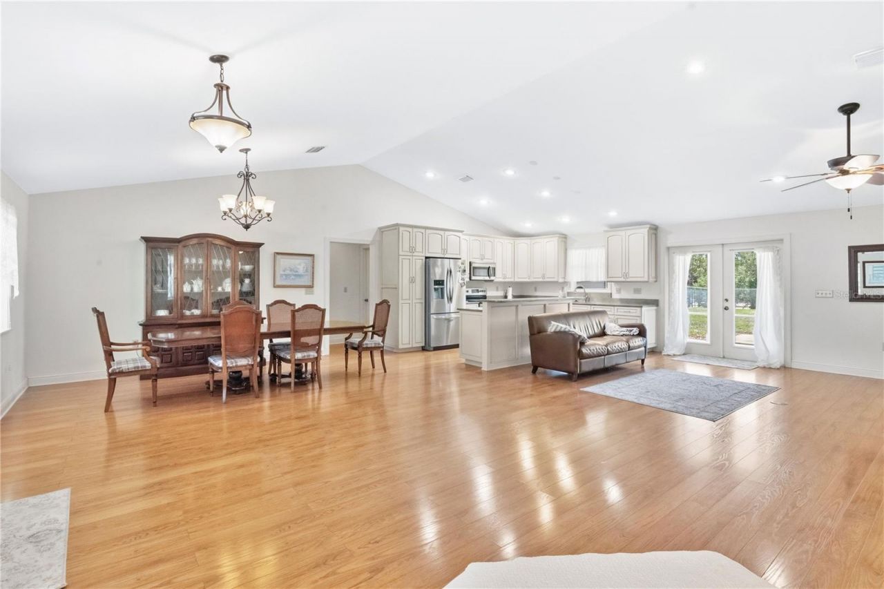 2105 Clubhouse Road, Lakeland, FL 33813 Photo