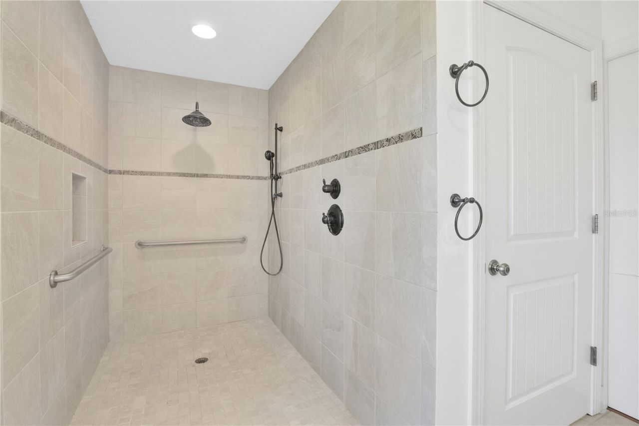 2105 Clubhouse Road, Lakeland, FL 33813 Photo