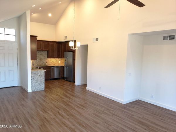 8700 E MOUNTAIN VIEW Road, Unit 2033, Scottsdale, AZ 85258