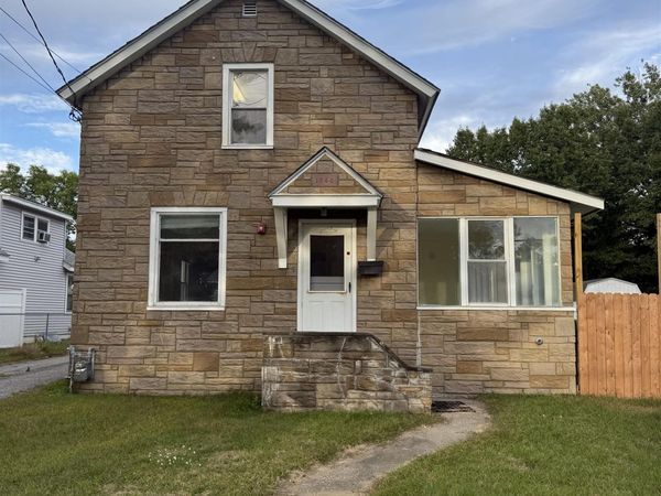 1540 North Avenue, Burlington, VT 05401