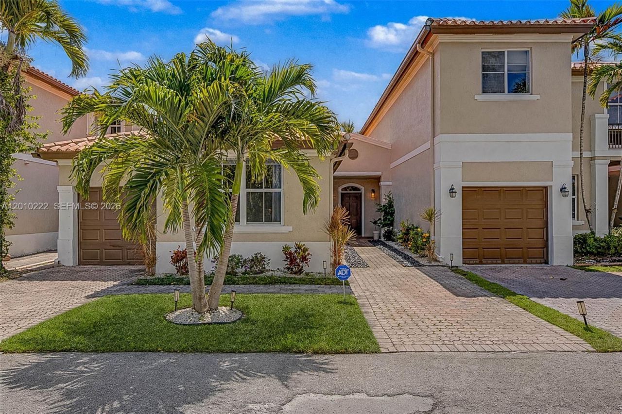 14231 NW 83rd Ave , Miami Lakes, FL 33016 Photo