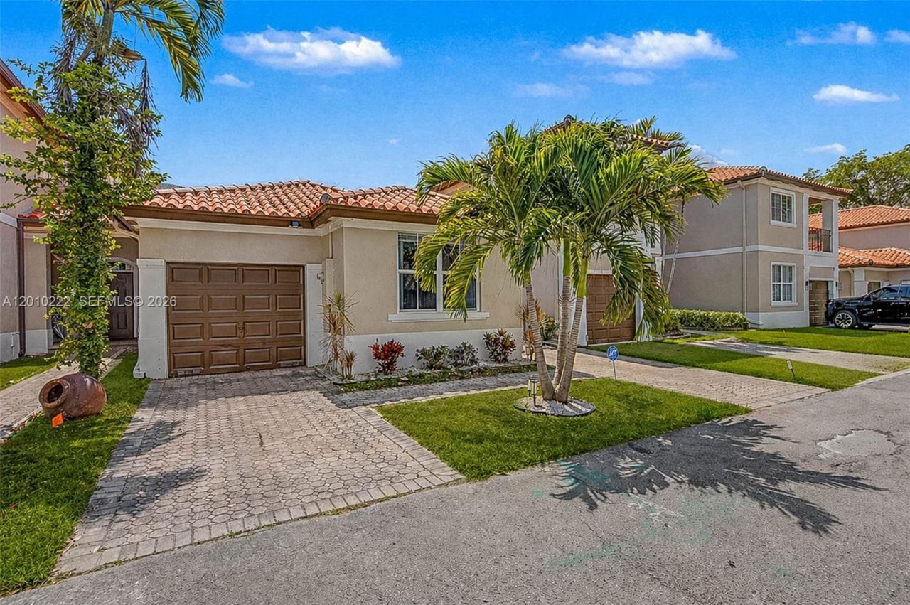 14231 NW 83rd Ave , Miami Lakes, FL 33016 Photo