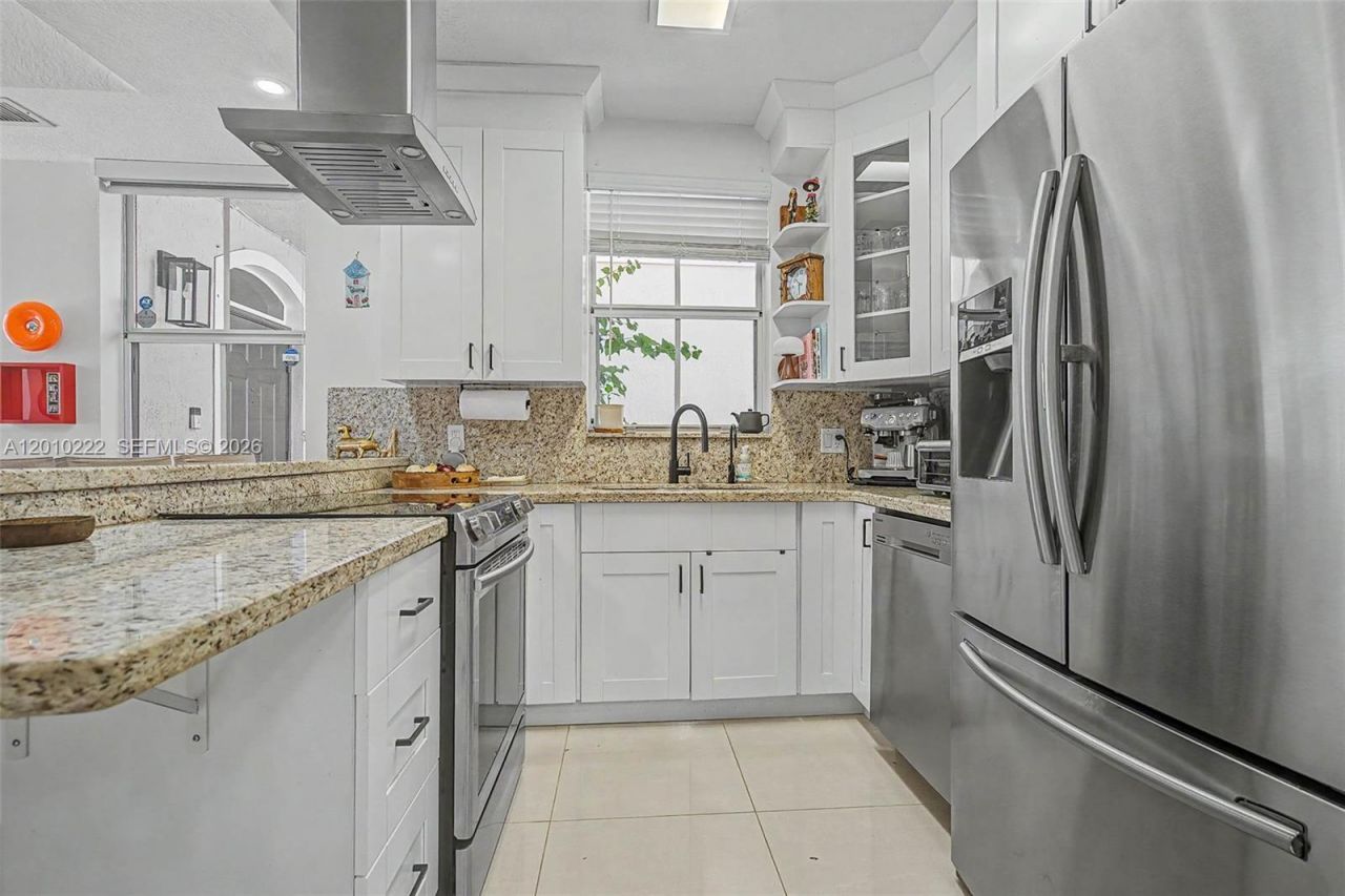 14231 NW 83rd Ave , Miami Lakes, FL 33016 Photo