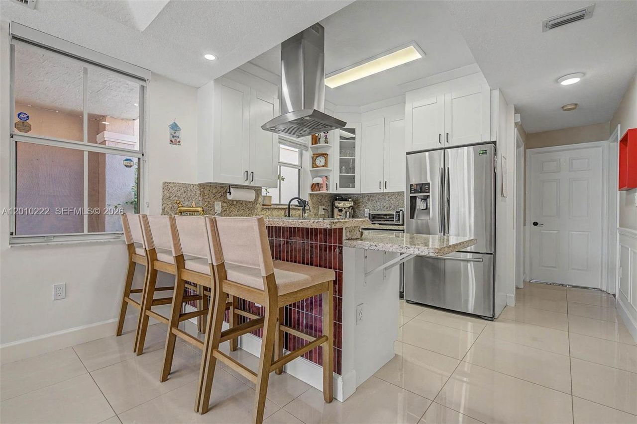 14231 NW 83rd Ave , Miami Lakes, FL 33016 Photo
