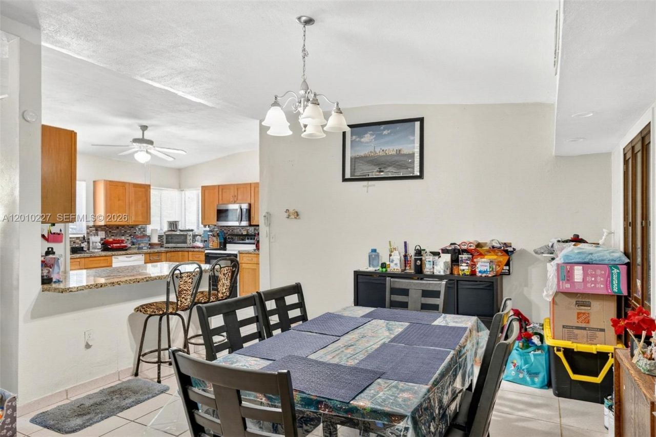 9430 Easter Rd , Cutler Bay, FL 33157 Photo