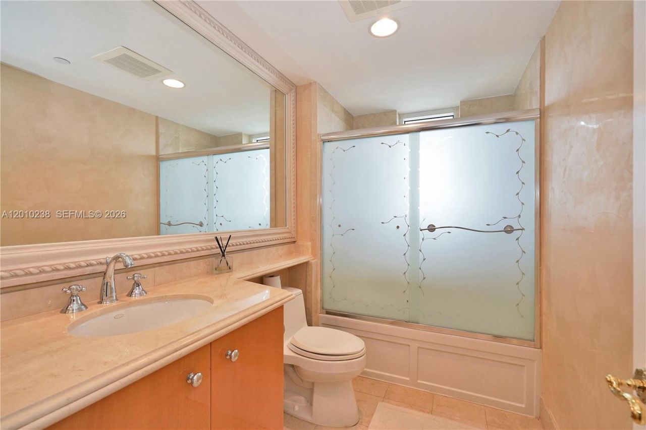 17875 Collins Ave, Unit 3605, Sunny Isles Beach, FL 33160 Photo