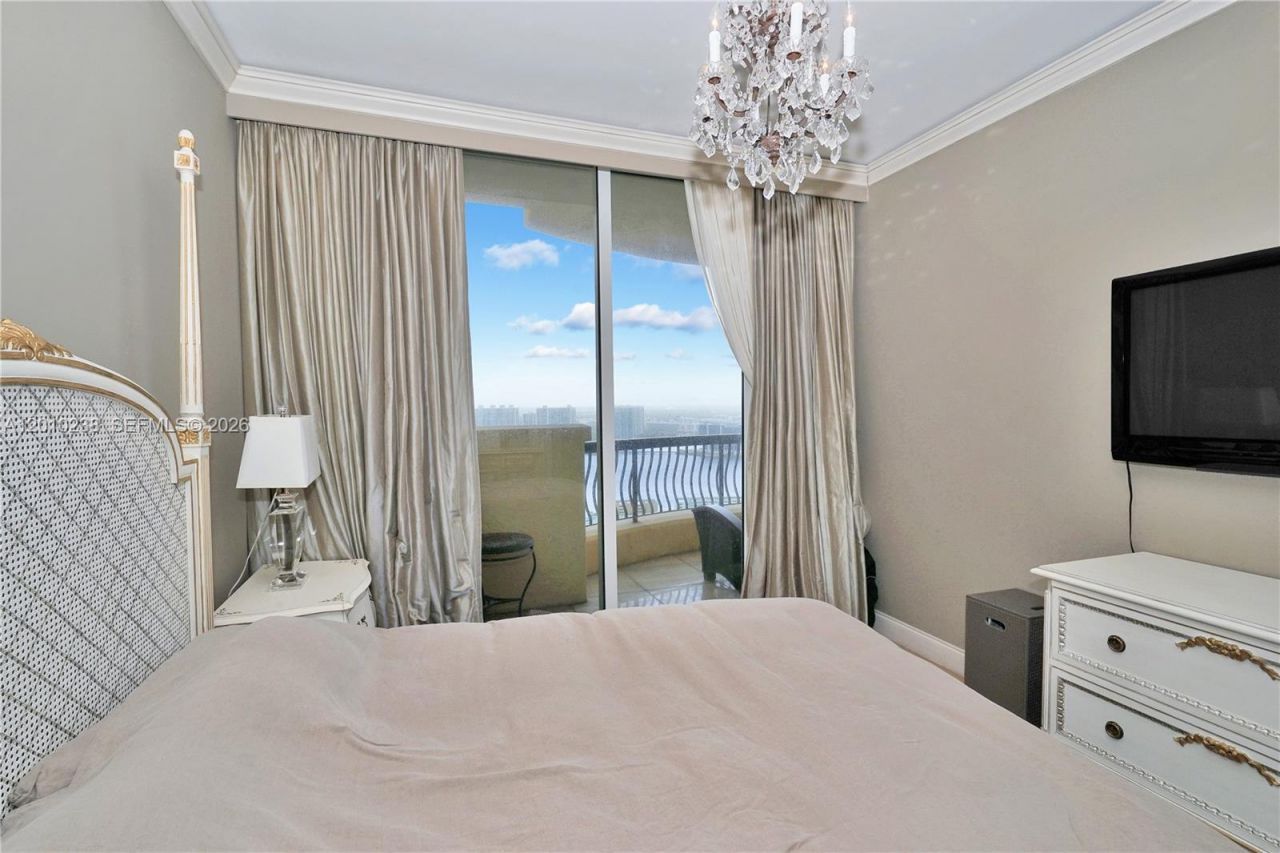 17875 Collins Ave, Unit 3605, Sunny Isles Beach, FL 33160 Photo
