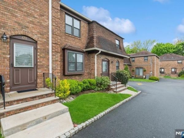 678 Bloomfield Avenue 678, WEST CALDWELL, NJ 07006