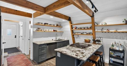 12102 Viking Way, Truckee, CA 96161 Photo