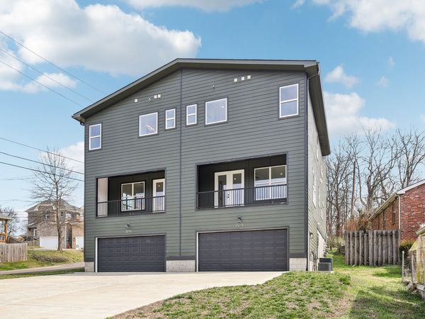 2211 18th Ave N, Nashville, TN 37208