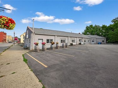 100 E Main Street, Penn Yan, NY 14527