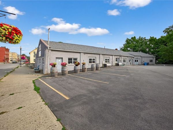 100 E Main Street , Penn Yan, NY 14527