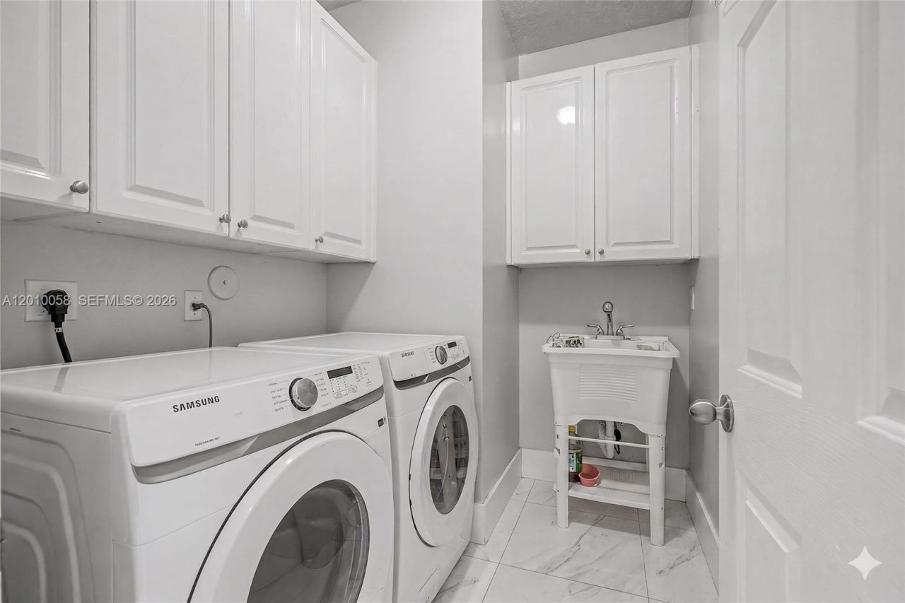 18901 SW 15th St, Pembroke Pines, FL 33029 Photo