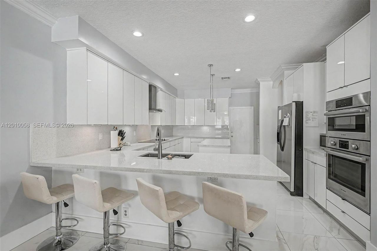 18901 SW 15th St, Pembroke Pines, FL 33029 Photo