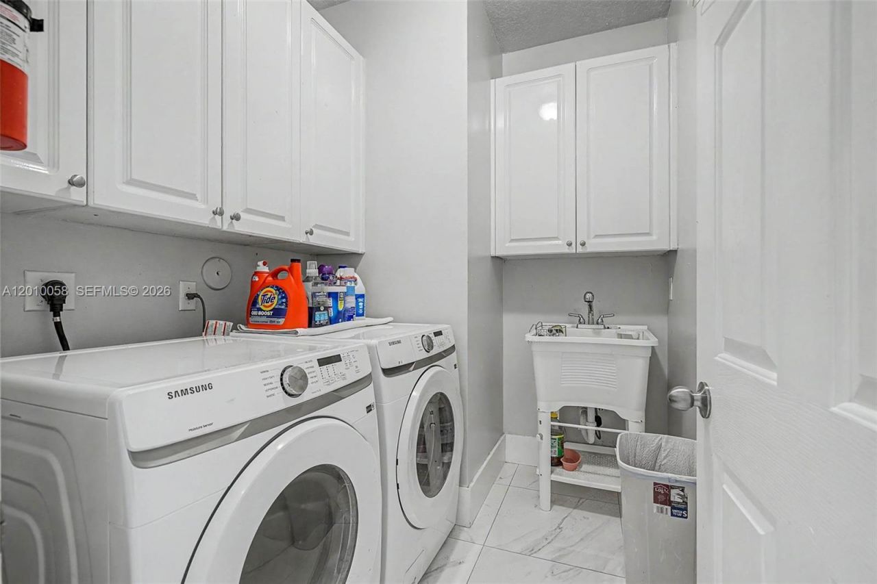 18901 SW 15th St, Pembroke Pines, FL 33029 Photo