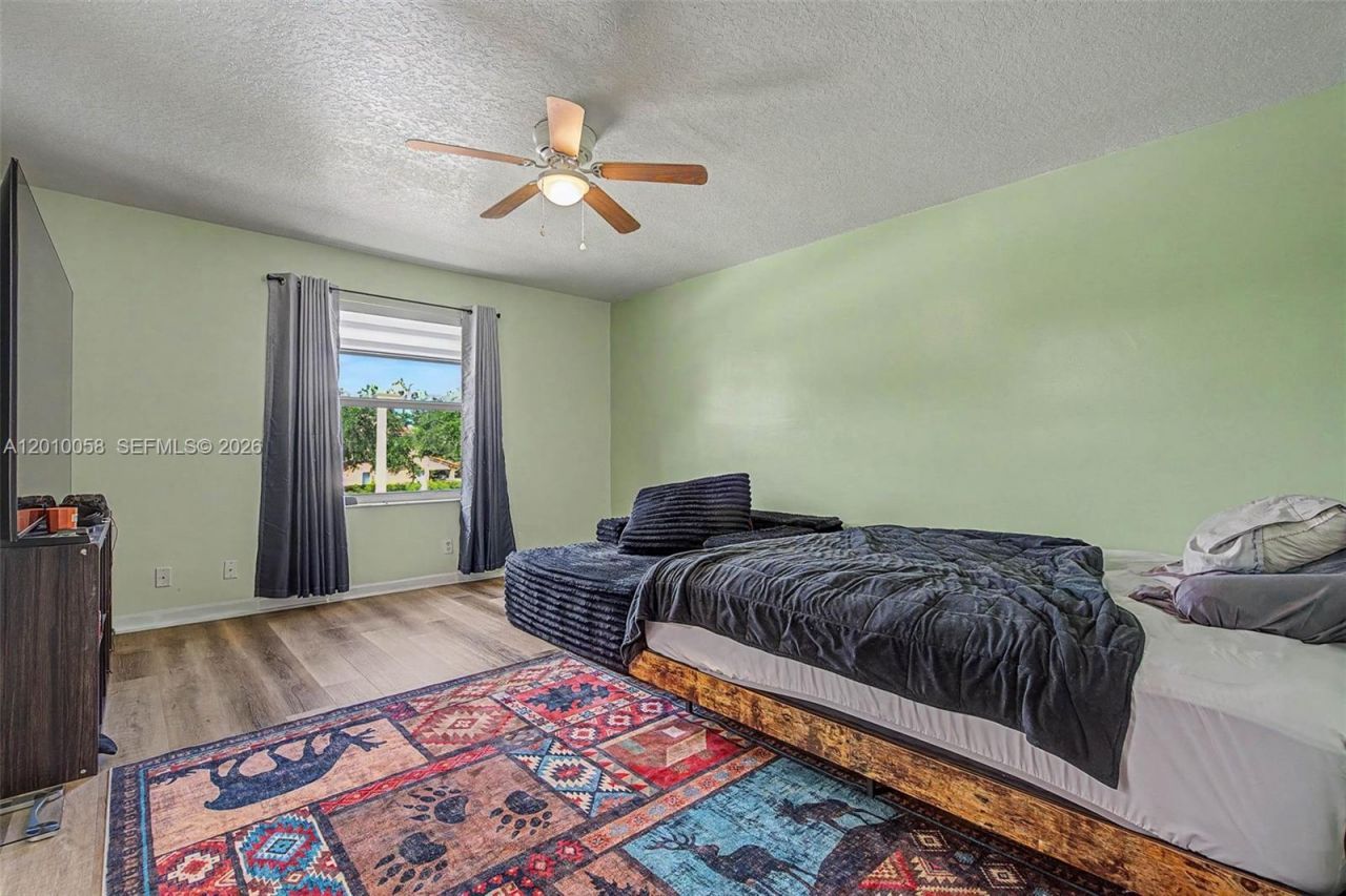 18901 SW 15th St, Pembroke Pines, FL 33029 Photo