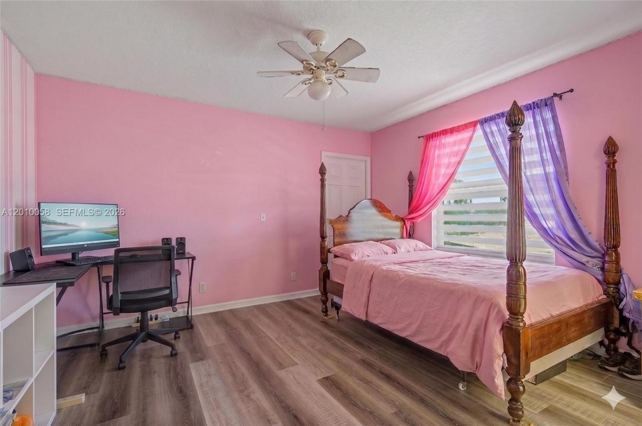 18901 SW 15th St, Pembroke Pines, FL 33029 Photo