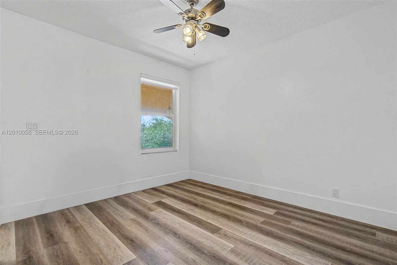 18901 SW 15th St, Pembroke Pines, FL 33029 Photo