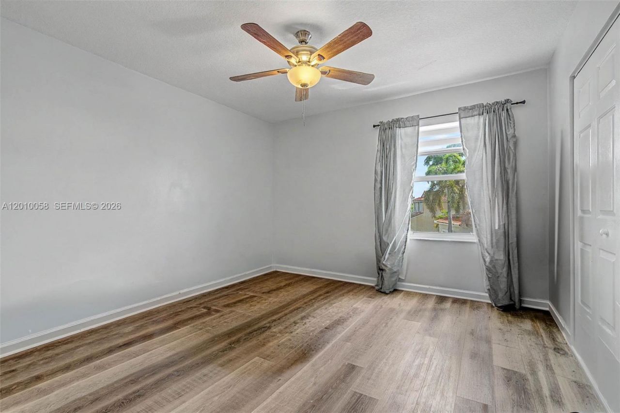 18901 SW 15th St, Pembroke Pines, FL 33029 Photo