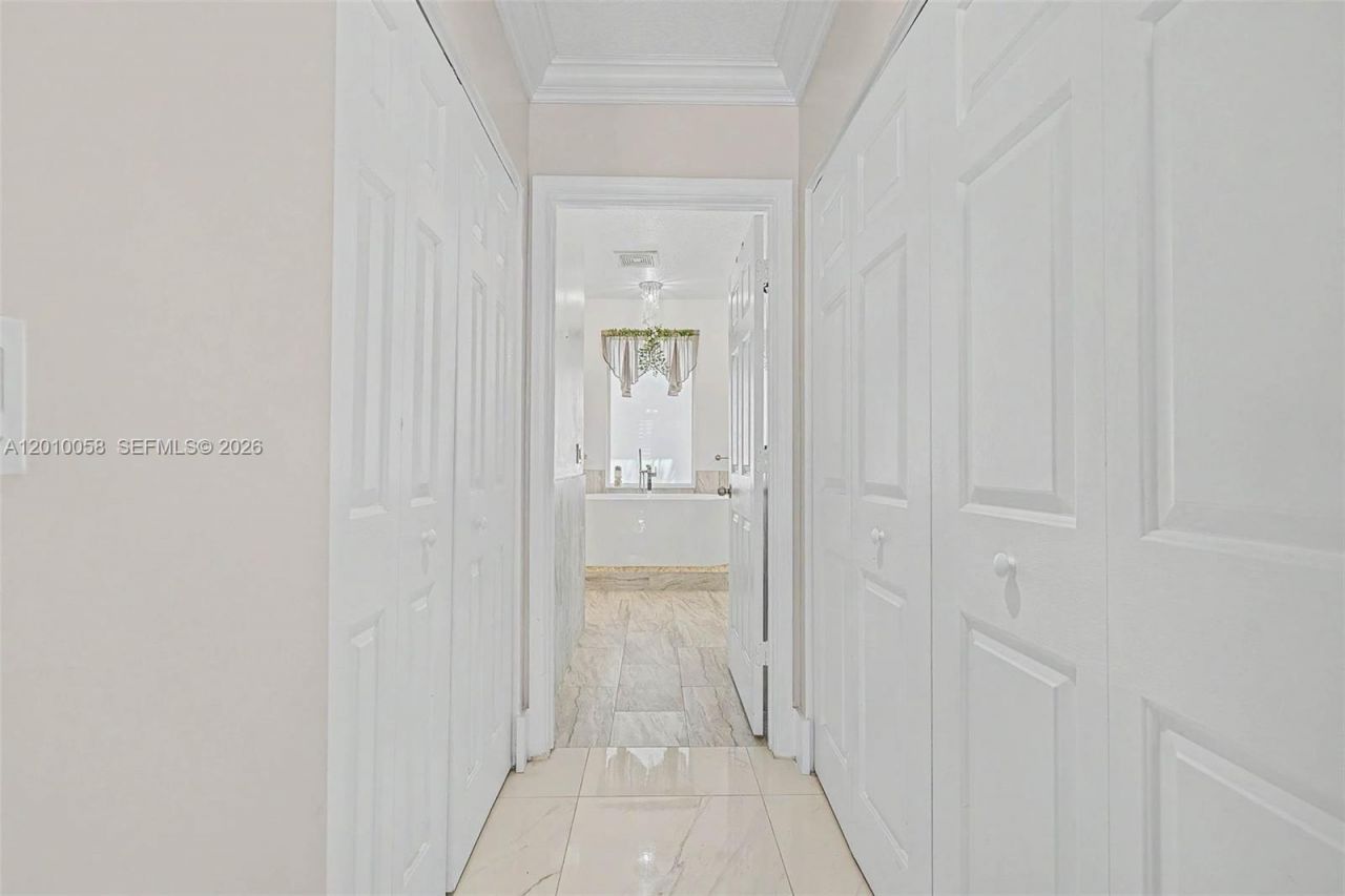 18901 SW 15th St, Pembroke Pines, FL 33029 Photo