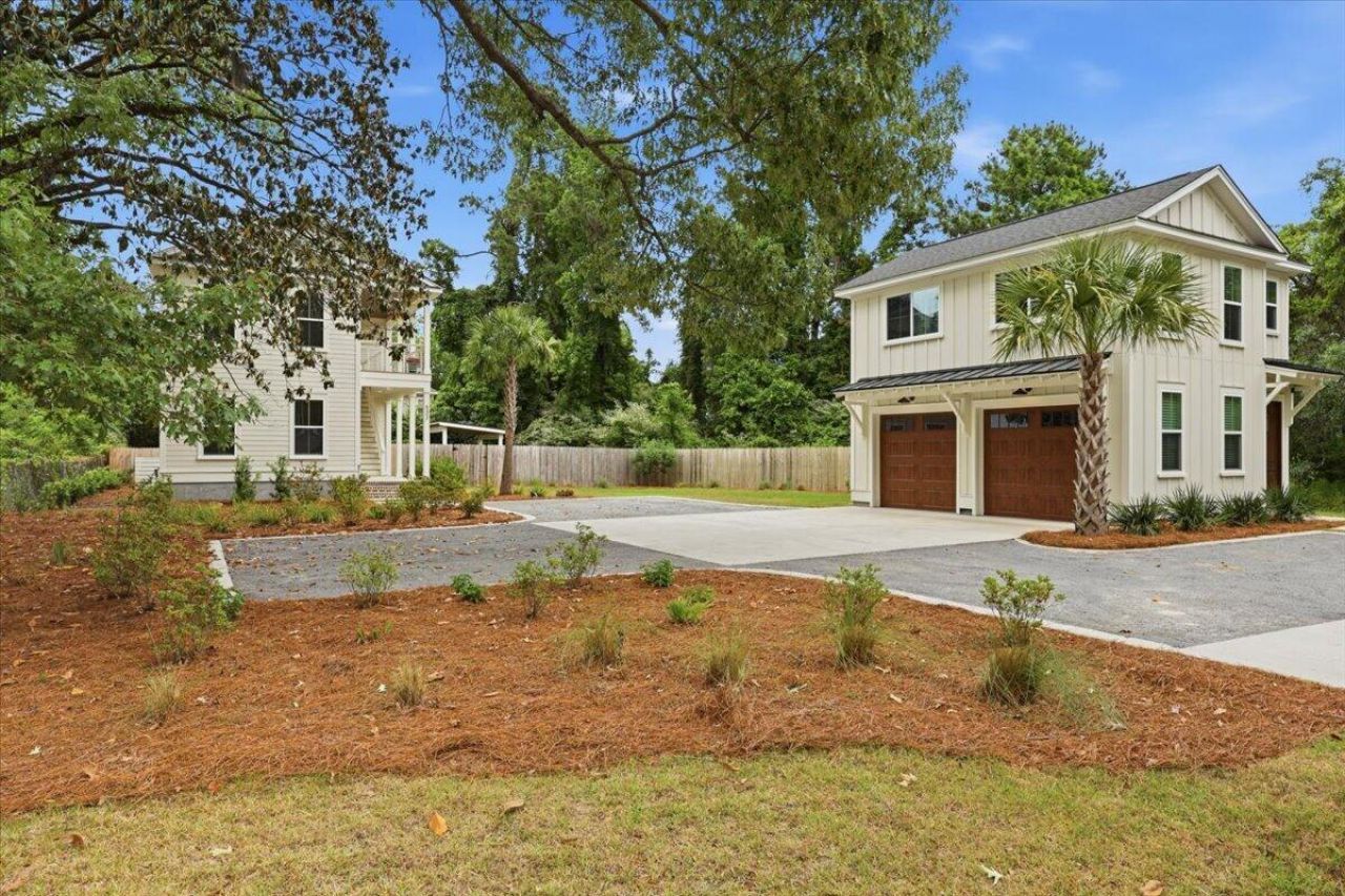532 Fleming Road Photo 7
