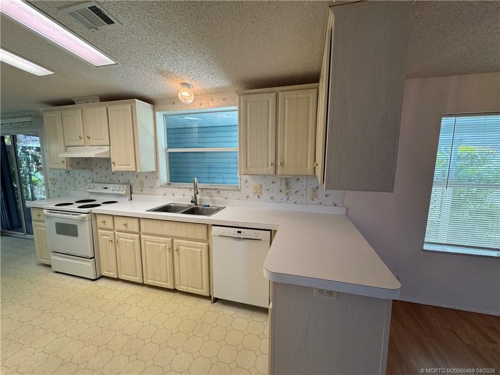 4236 SE Sweetwood Way, Stuart, FL 34997 Photo