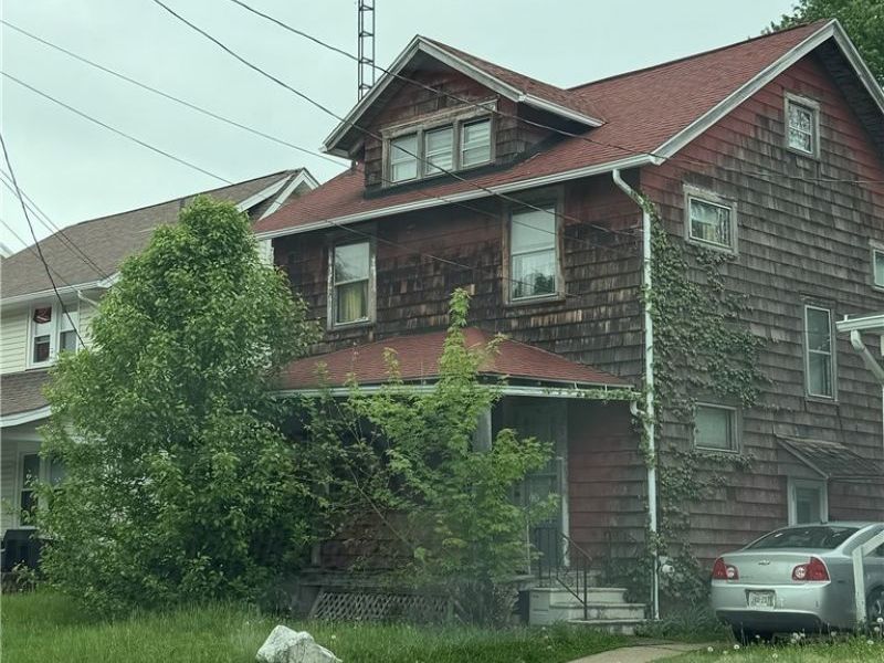 1446 Downing Court NE, Canton, OH 44714 Photo 1