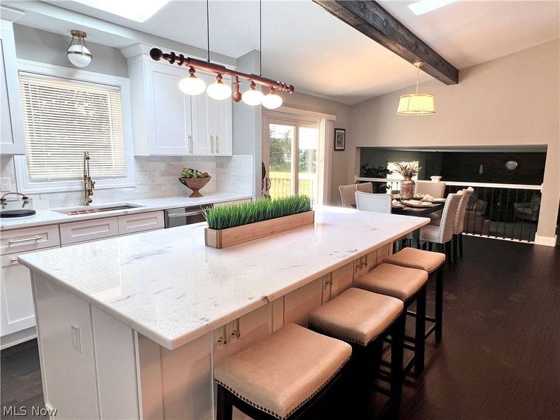 704 Echo Drive, Gates Mills, OH 44040 Photo 12