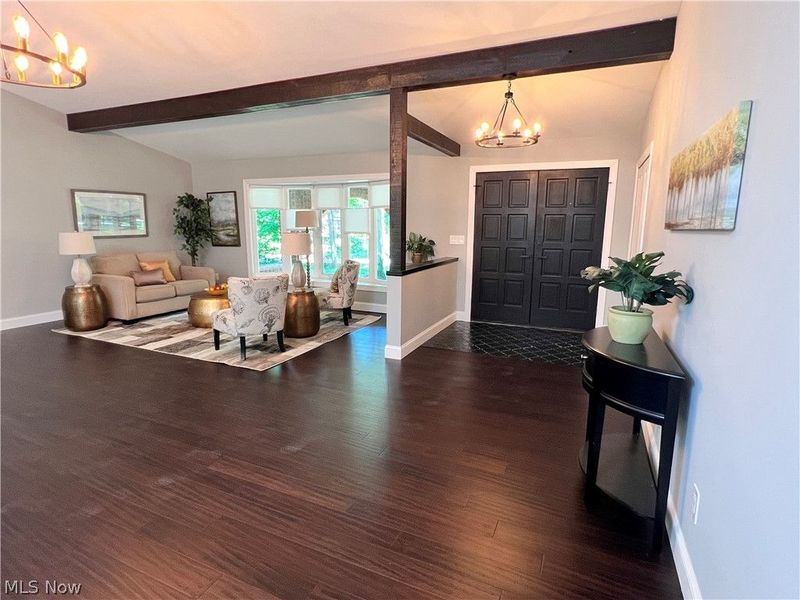 704 Echo Drive, Gates Mills, OH 44040 Photo 5