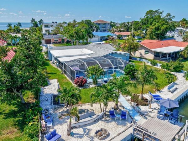 563 LEWIS BOULEVARD SE, ST PETERSBURG, FL 33705