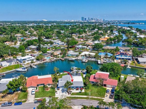 563 LEWIS BOULEVARD SE, ST PETERSBURG, FL 33705